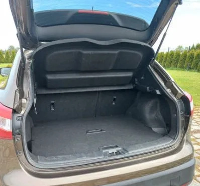 Nissan Qashqai cena 50500 przebieg: 117500, rok produkcji 2014 z Szczecin małe 79